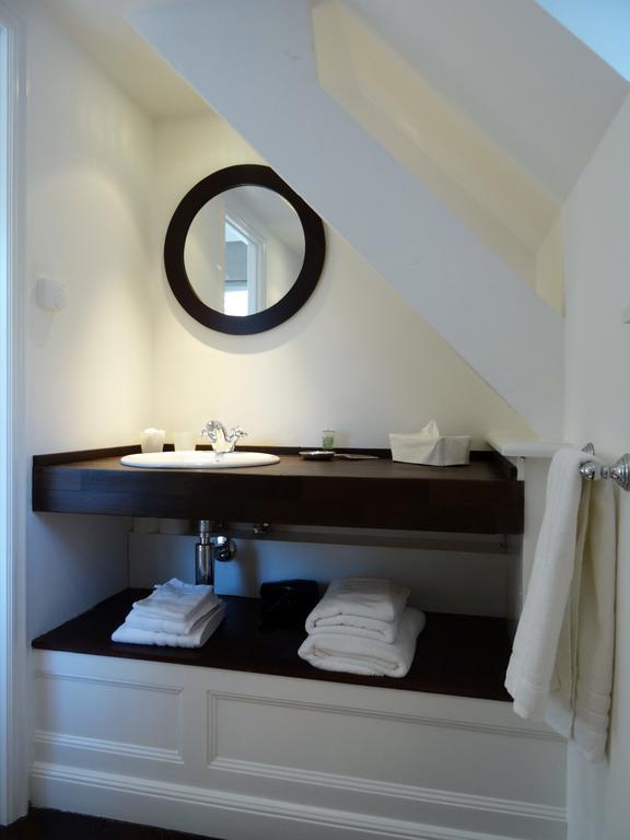 Guest House La Maison Chantecler Uccle Szoba fotó
